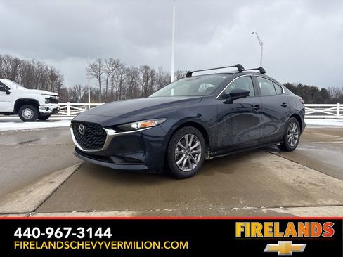 Used 2020 MAZDA MAZDA3 Sedan image 1