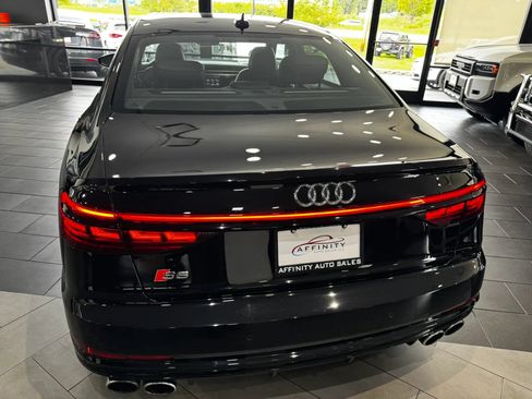 Used 2021 Audi S8 L w/ Full Leather Package AWD/4WD image 4