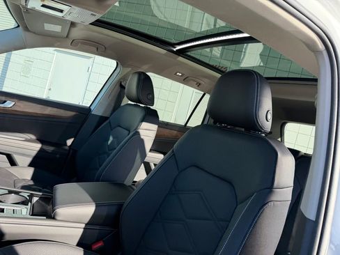 New 2026 Volkswagen Atlas SE image 15