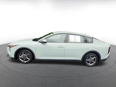 Used 2025 Kia K4 FWD image 9