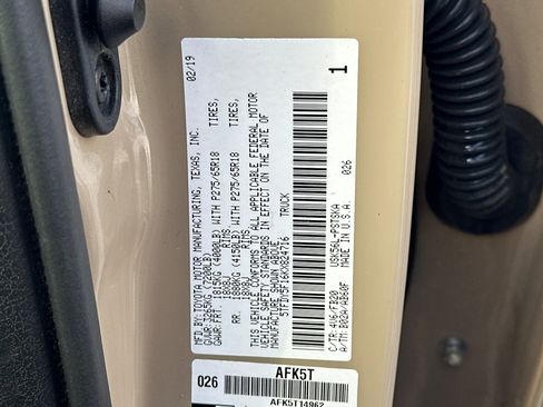 Used 2019 Toyota Tundra SR5 w/ TRD Off Road Package image 27