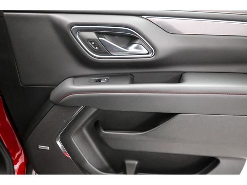 Used 2024 Chevrolet Tahoe RST w/ Luxury Package image 17