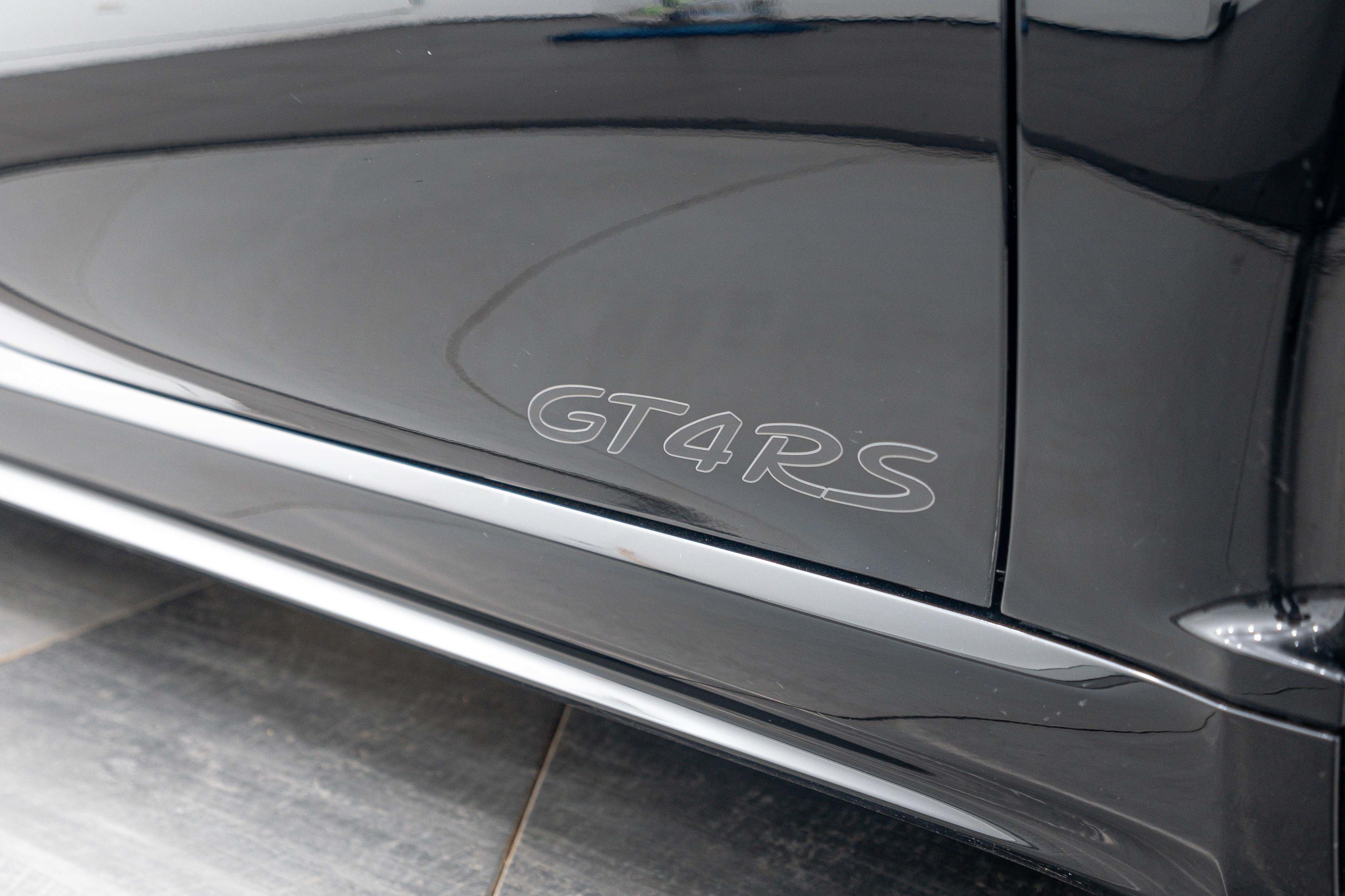 Certified 2023 Porsche 718 Cayman GT4 RS RWD image 11
