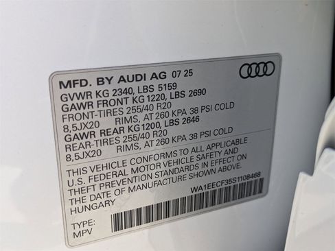 New 2025 Audi Q3 2.0T Premium Plus image 16
