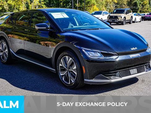 Used 2024 Kia EV6 Light image 4