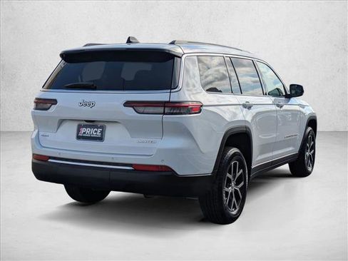 Used 2025 Jeep Grand Cherokee L Limited image 5