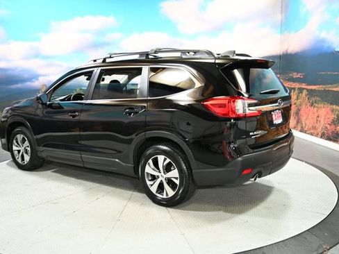 Used 2025 Subaru Ascent Premium image 6