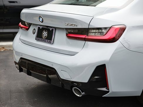 New 2026 BMW 330i Sedan image 9