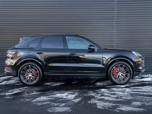 New 2026 Porsche Cayenne S image 12