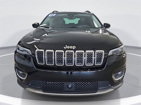 Used 2022 Jeep Cherokee Limited image 11