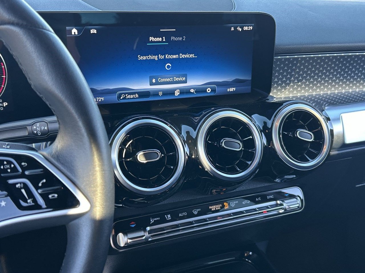Used 2025 Mercedes-Benz GLB 250 image 21