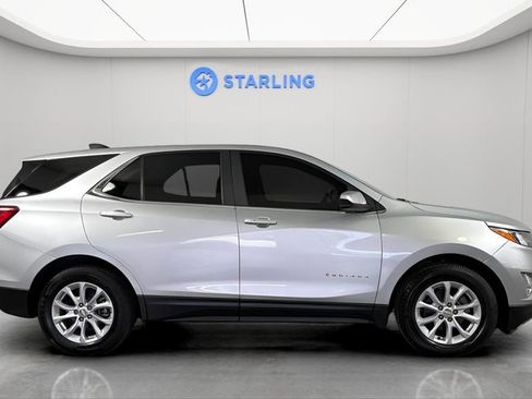 Used 2021 Chevrolet Equinox LT w/ Driver Convenience Package FWD image 11