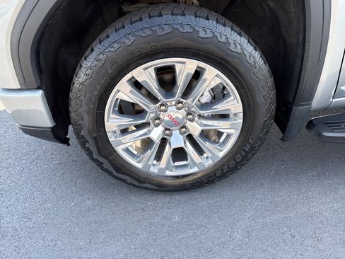 Used 2023 GMC Sierra 1500 Denali AWD/4WD image 9