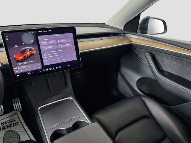 Used 2023 Tesla Model Y Performance AWD/4WD image 22