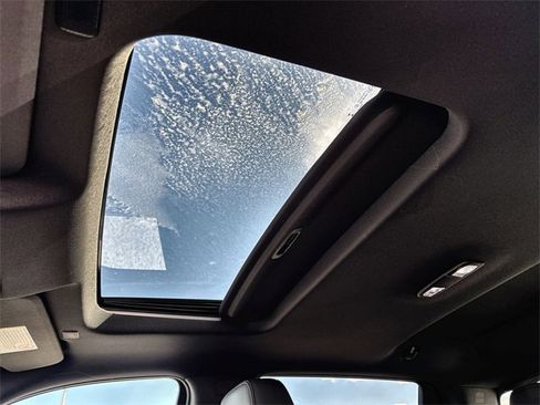 Used 2023 Chevrolet Silverado 2500 High Country image 28