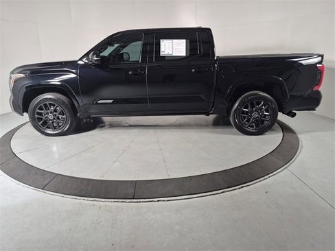 Used 2024 Toyota Tundra Platinum image 2