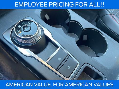 New 2026 Ford Escape ST-Line Select w/ Tech Pack #2 AWD/4WD image 10