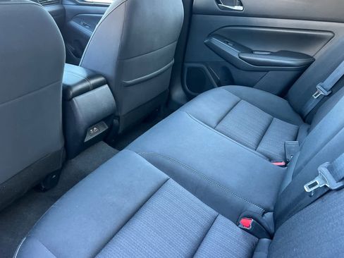 Used 2022 Nissan Altima 2.5 SV image 5