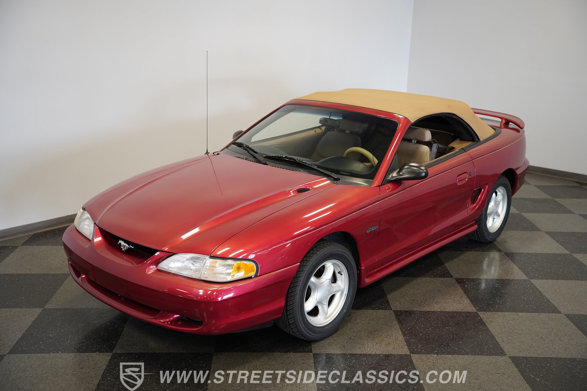 Used 1998 Ford Mustang GT RWD image 40