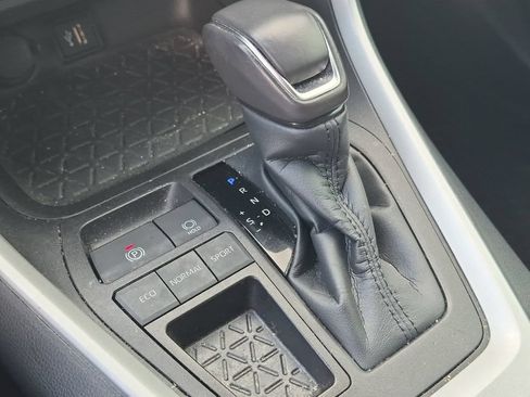 Used 2023 Toyota RAV4 XLE Premium FWD image 22