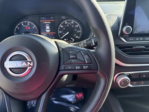 Certified 2025 Nissan Altima 2.5 S image 28