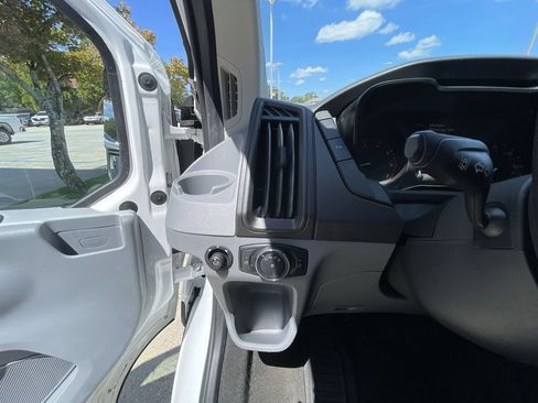 Used 2017 Ford Transit 350 XLT RWD image 17