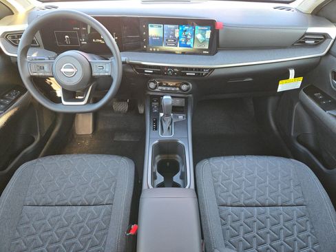 New 2026 Nissan Kicks SV image 13