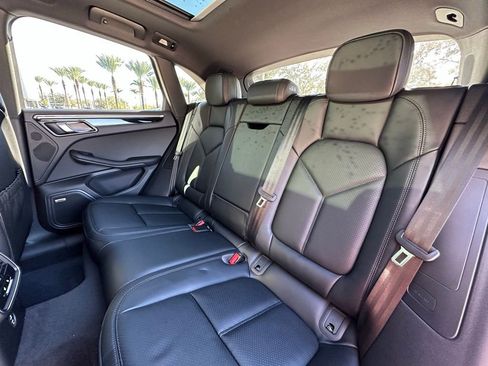 Used 2026 Porsche Macan Turbo image 37