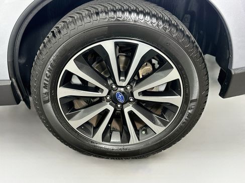 Used 2017 Subaru Forester 2.0XT Premium w/ Popular Package #2A AWD/4WD image 11