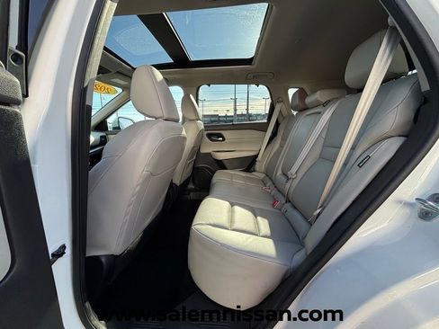 Certified 2023 Nissan Rogue SV w/ SV Premium B Package image 15