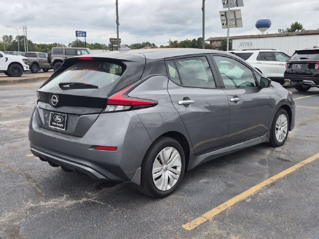Used 2025 Nissan Leaf S FWD image 8