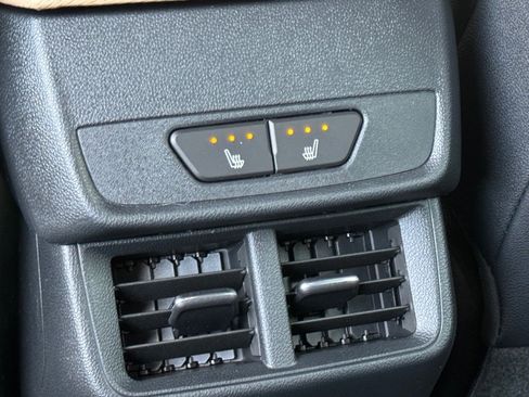 New 2026 Chevrolet Equinox ACTIV w/ Convenience Package III image 18