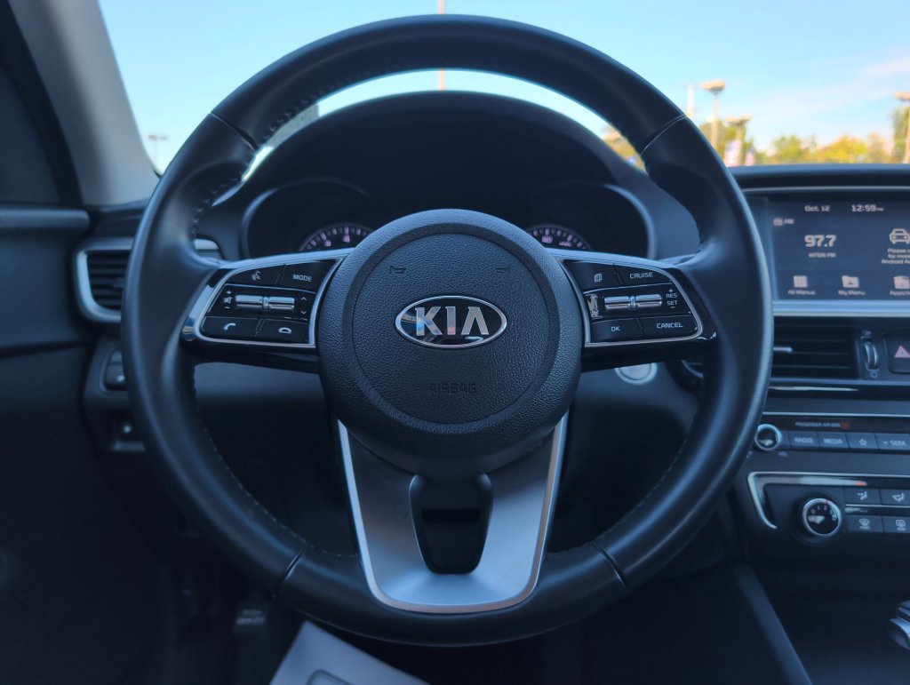 Used 2020 Kia Optima S FWD image 11