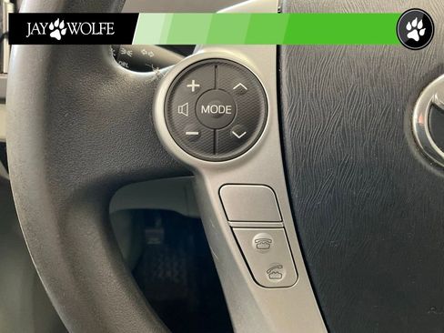 Used 2015 Toyota Prius Two image 12