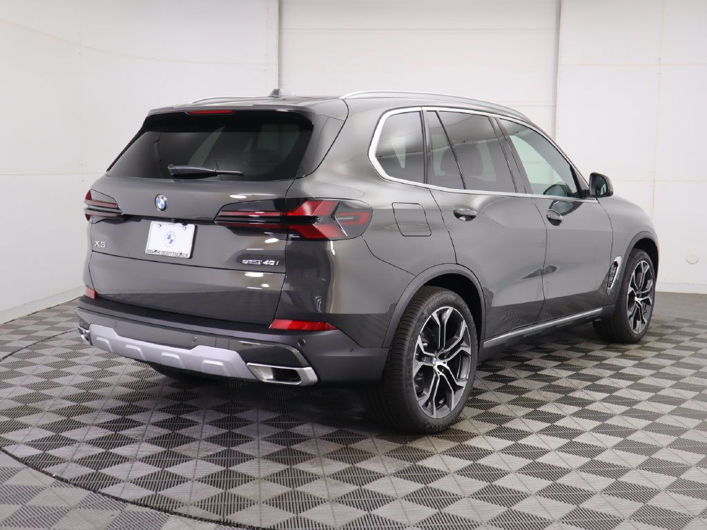 Certified 2026 BMW X5 sDrive40i w/ Climate Comfort Package RWD image 6