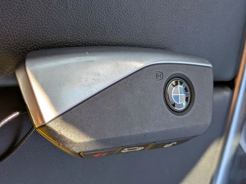 Used 2025 BMW X5 xDrive50e image 36