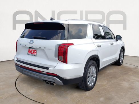 Used 2025 Hyundai Palisade SEL FWD image 14