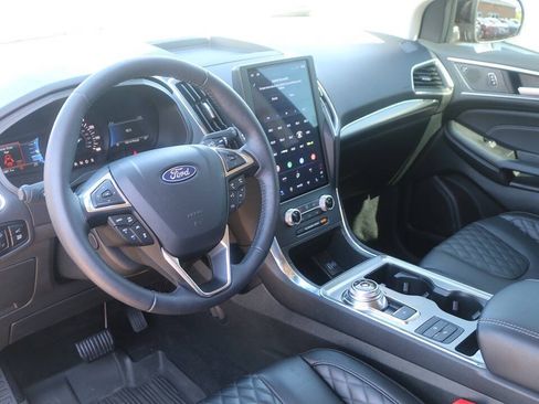 Certified 2024 Ford Edge Titanium w/ Equipment Group 301A AWD/4WD image 33