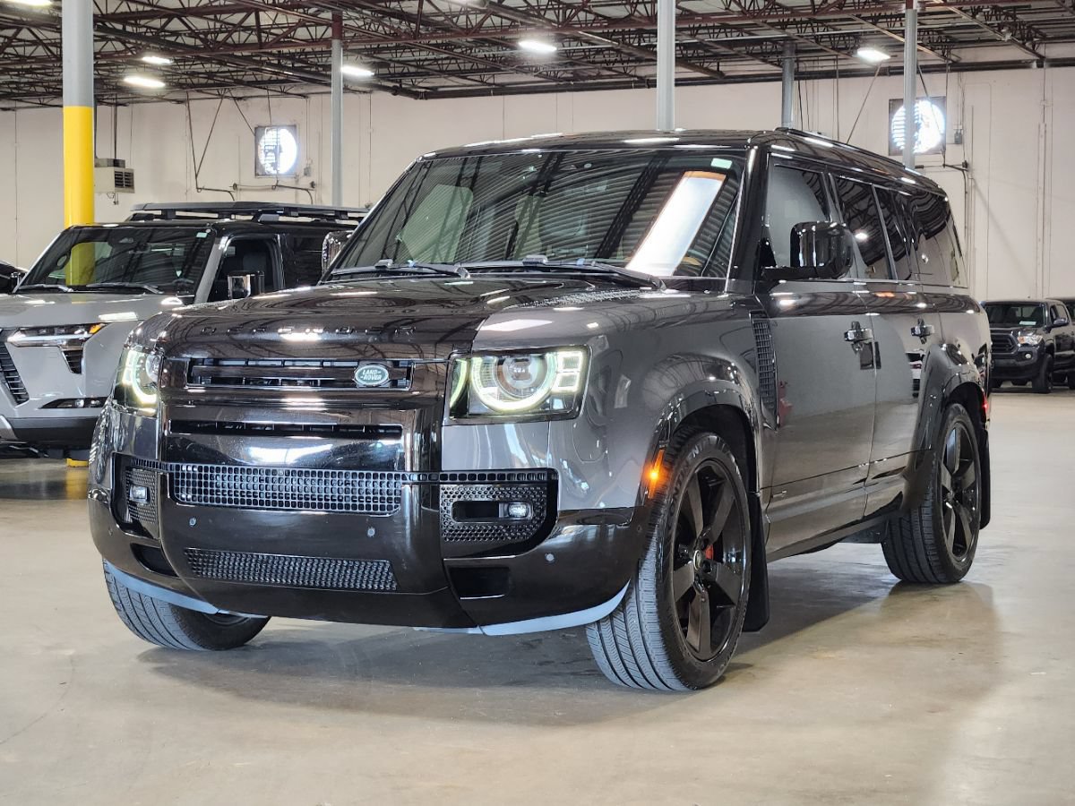 Used 2024 Land Rover Defender 130 X AWD/4WD image 4