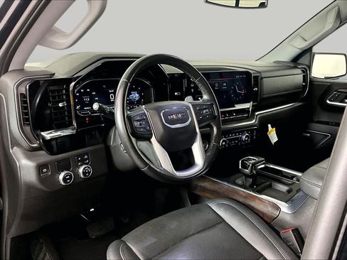 Certified 2023 GMC Sierra 1500 SLT RWD image 17