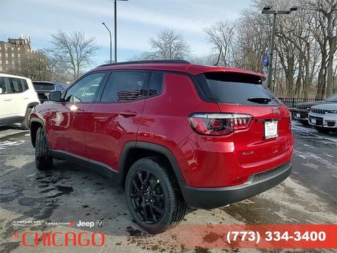 Certified 2025 Jeep Compass Latitude w/ Altitude Special Edition image 6