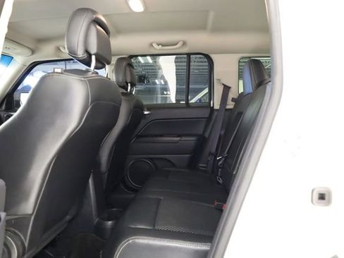 Used 2016 Jeep Patriot Sport w/ Power Value Group image 24