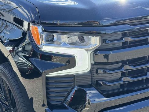 Used 2023 Chevrolet Silverado 1500 RST w/ Convenience Package II AWD/4WD image 7
