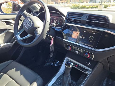 Used 2025 Audi Q3 2.0T Premium image 7