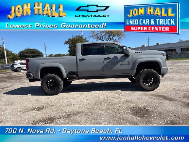 Used 2024 Chevrolet Silverado 2500 LTZ w/ LTZ Plus Package AWD/4WD image 13