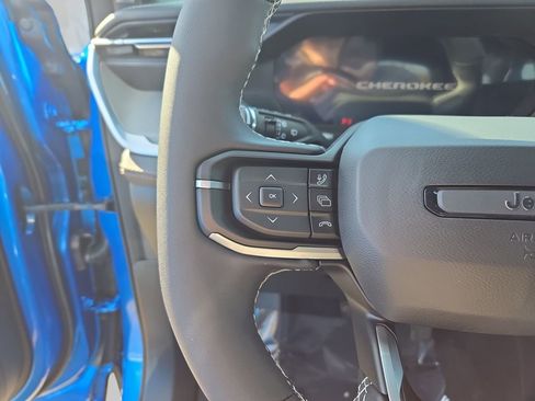 New 2026 Jeep Cherokee Limited image 20