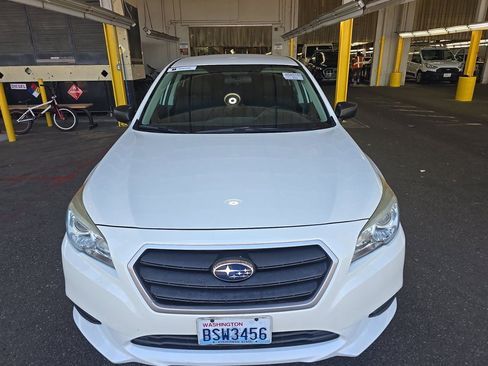 Used 2016 Subaru Legacy 2.5i AWD/4WD image 2