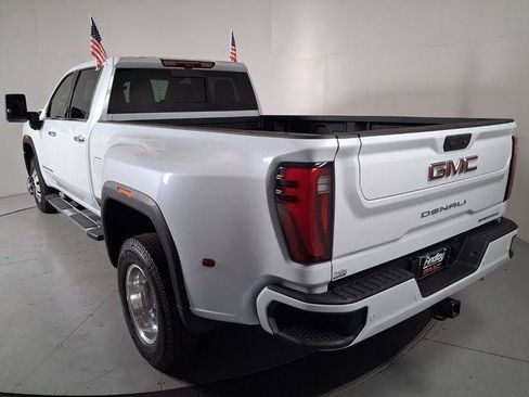 New 2026 GMC Sierra 3500 Denali w/ Denali Reserve Package AWD/4WD image 6