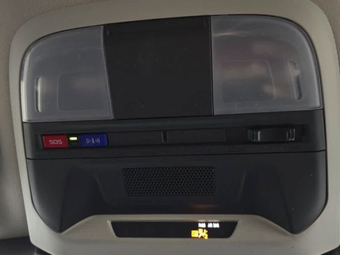 Certified 2024 Subaru Crosstrek 2.0i Premium image 37