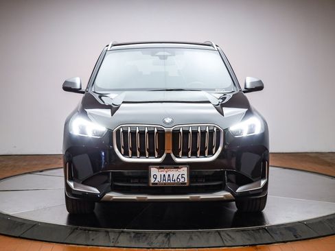 Certified 2023 BMW X1 xDrive28i w/ Convenience Package image 2